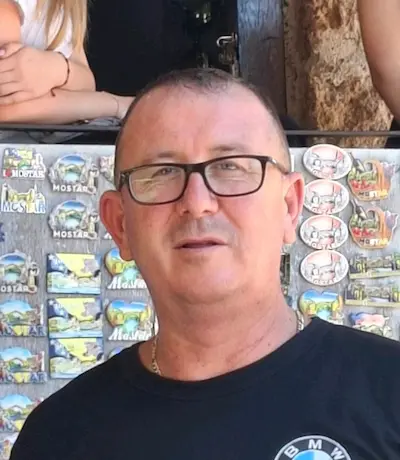 Bobi